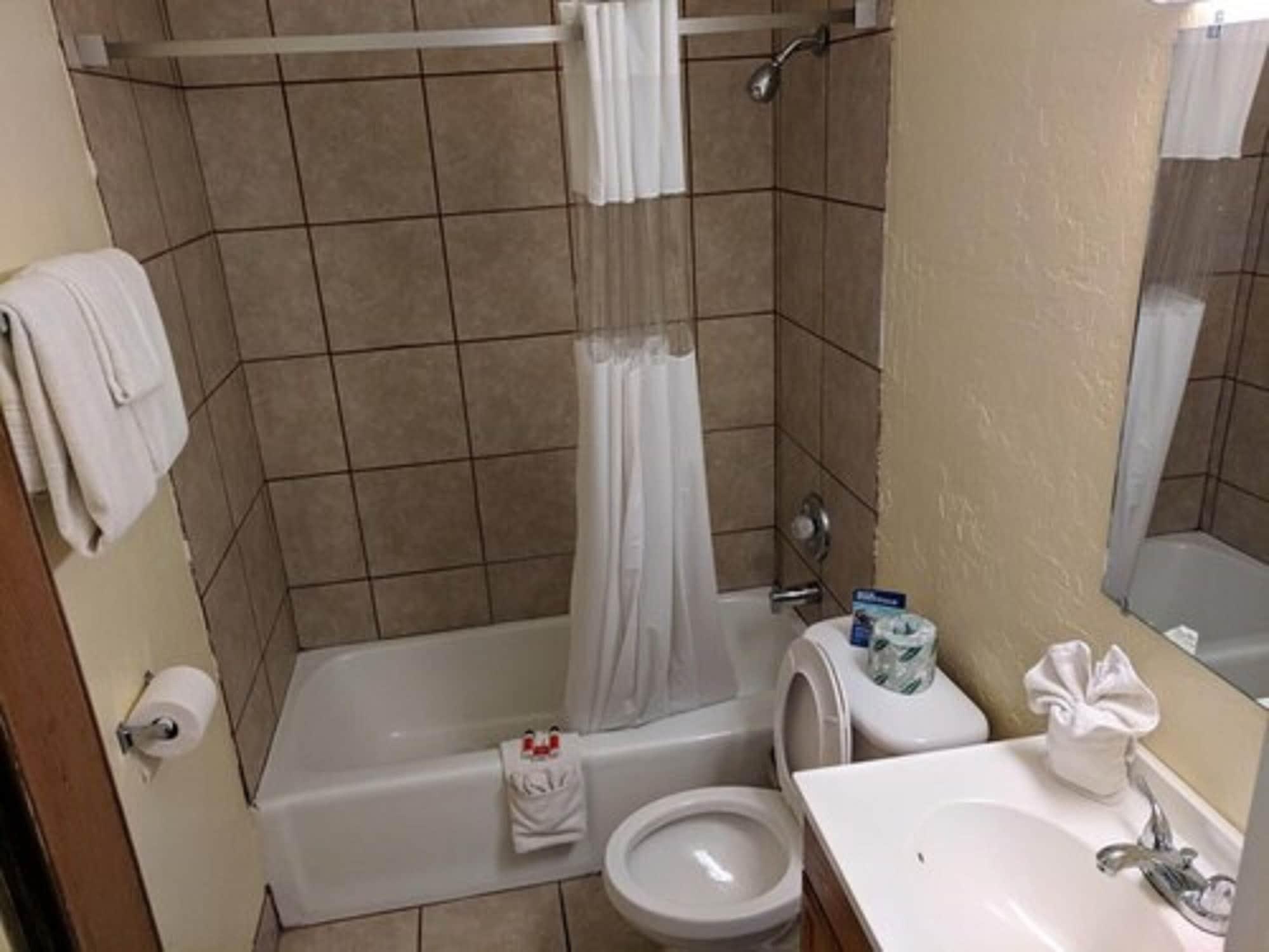 Travelodge By Wyndham Motel 2*