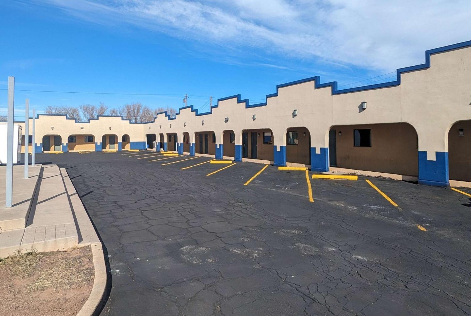 Motel Travelodge By Wyndham 2*